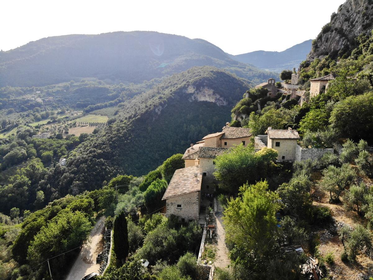 Guesthouse Runcini Ferentillo Extérieur photo